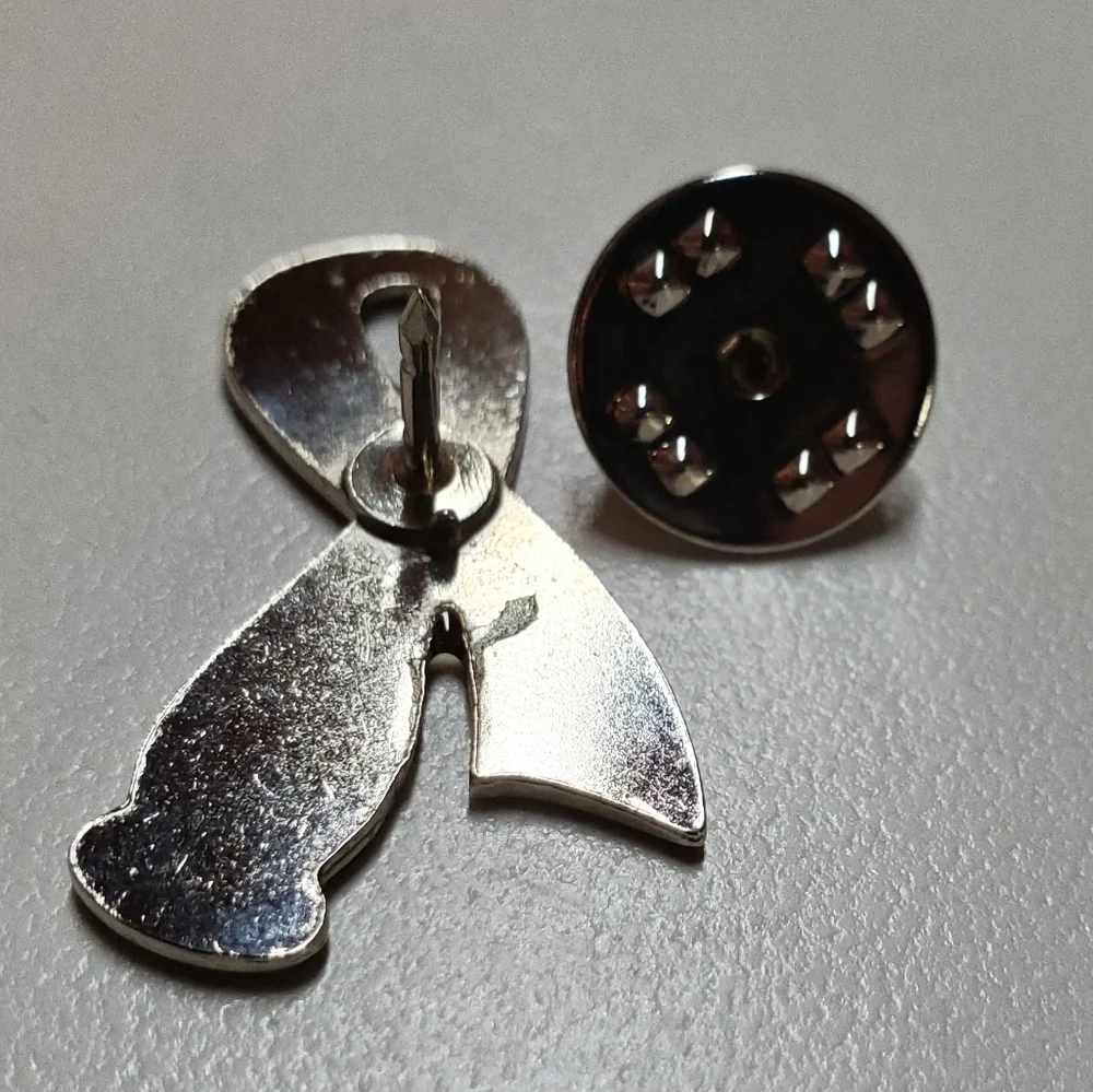 🎀📍Pampered Chef Breast Cancer Awareness Pin